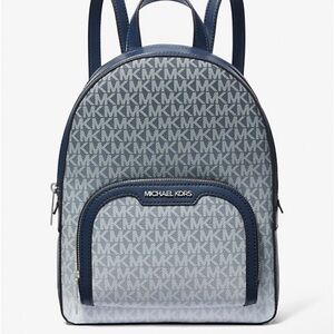 MICHAEL KORS Jaycee Medium Ombré Signature Logo Zip Pocket Backpack
Navy 
NWT